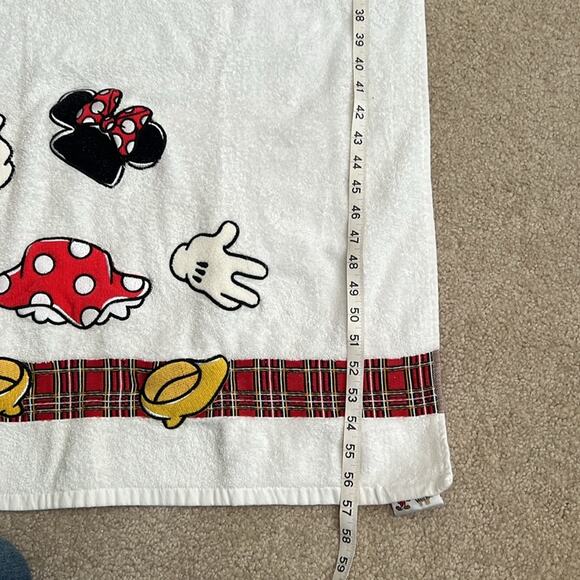 Disney World Mickey bath‎ and hand towel - Picture 9 of 10